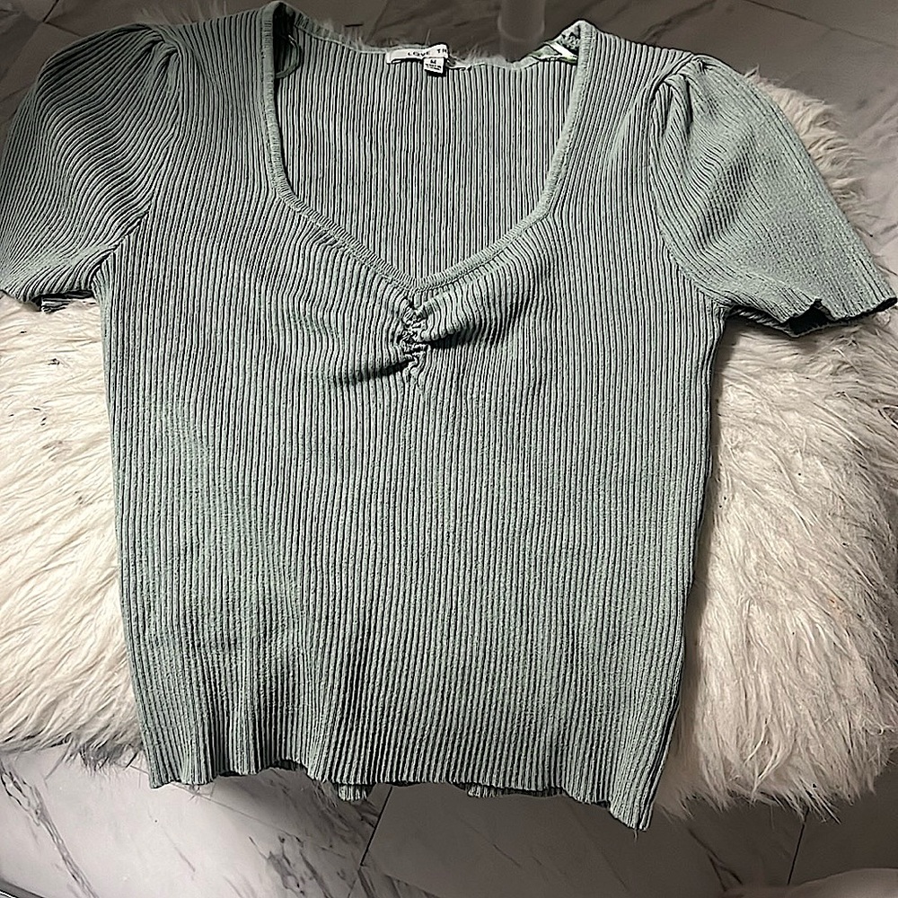 Green crop top